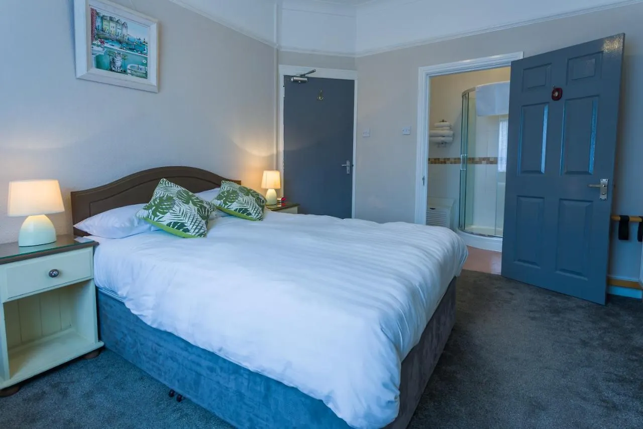 Guest house The Rosscourt Hotel (Adults Only)